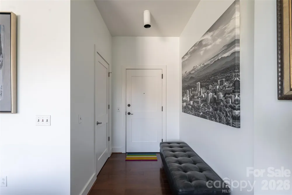 60 unit #302 Market Street Asheville, NC 28801