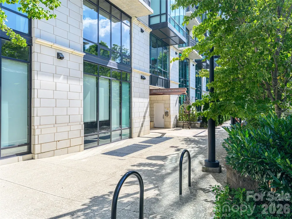 60 unit #302 Market Street Asheville, NC 28801