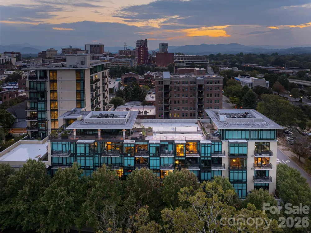 60 unit #302 Market Street Asheville, NC 28801