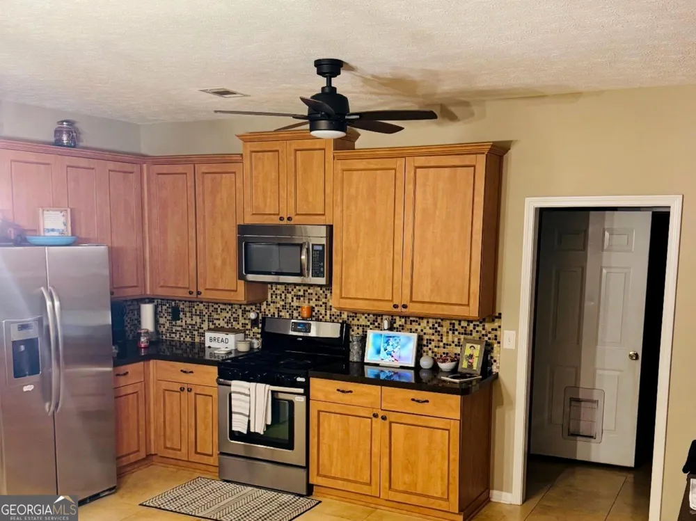 8590 Kencrest DR Winston, GA 30187