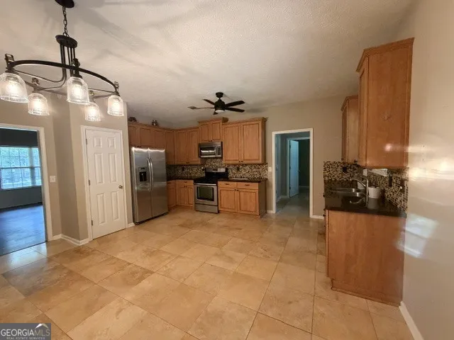 8590 Kencrest DR Winston, GA 30187