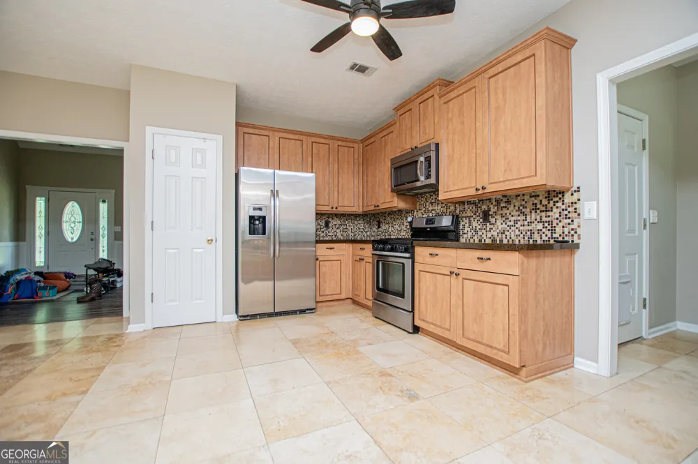 8590 Kencrest DR Winston, GA 30187