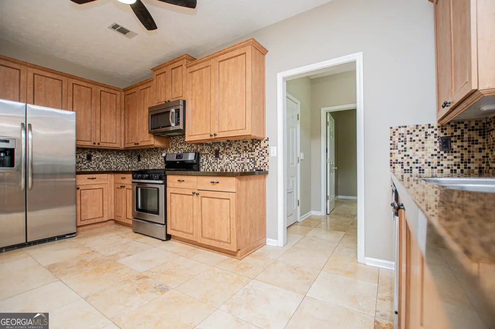 8590 Kencrest DR Winston, GA 30187