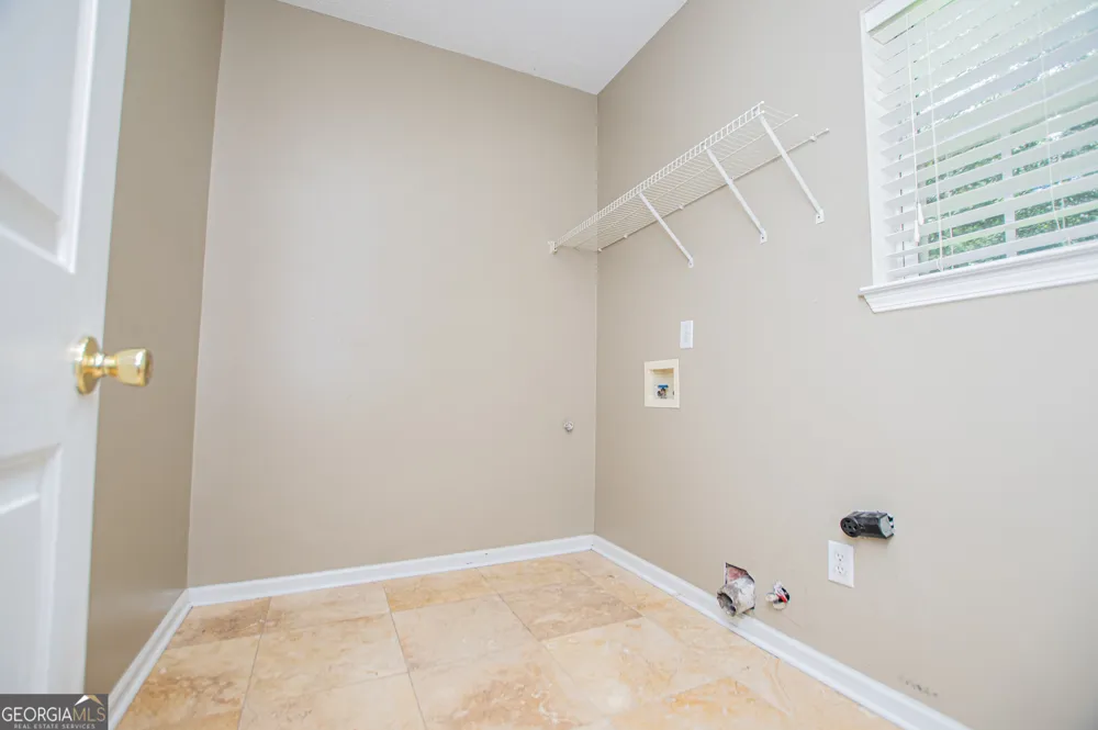 8590 Kencrest DR Winston, GA 30187
