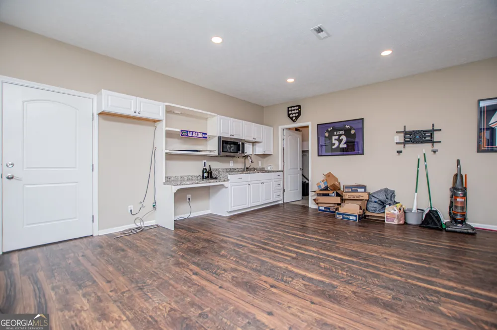 8590 Kencrest DR Winston, GA 30187