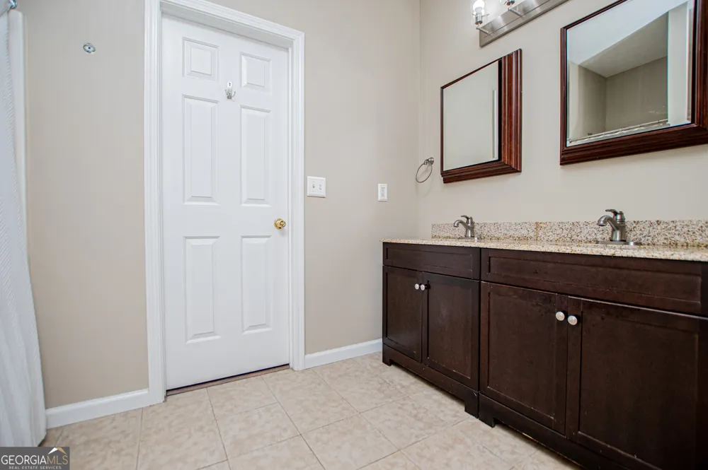 8590 Kencrest DR Winston, GA 30187