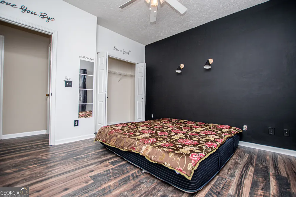 8590 Kencrest DR Winston, GA 30187