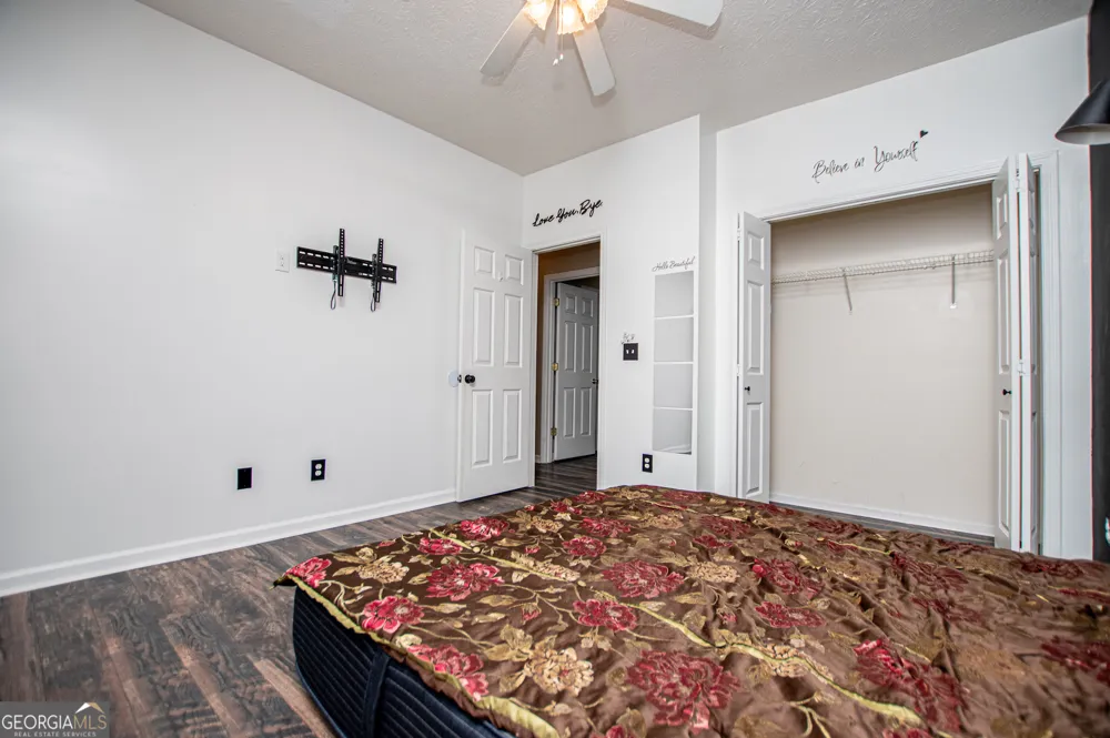 8590 Kencrest DR Winston, GA 30187