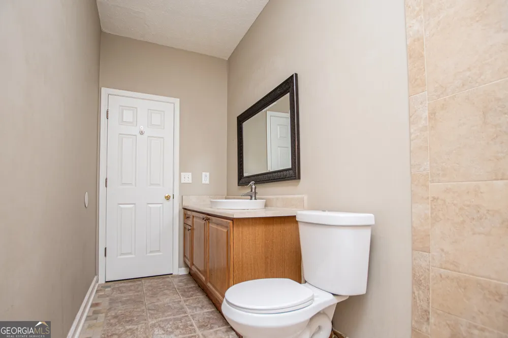 8590 Kencrest DR Winston, GA 30187