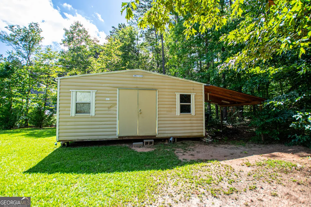 8590 Kencrest DR Winston, GA 30187