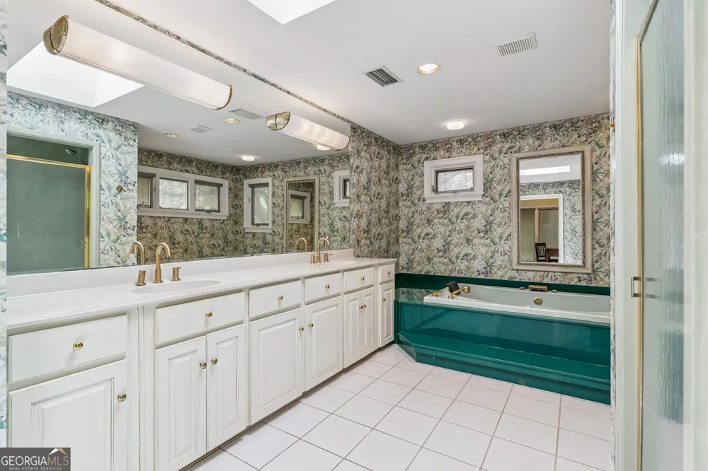 107 Sandcastle WAY St. Simons, GA 31522