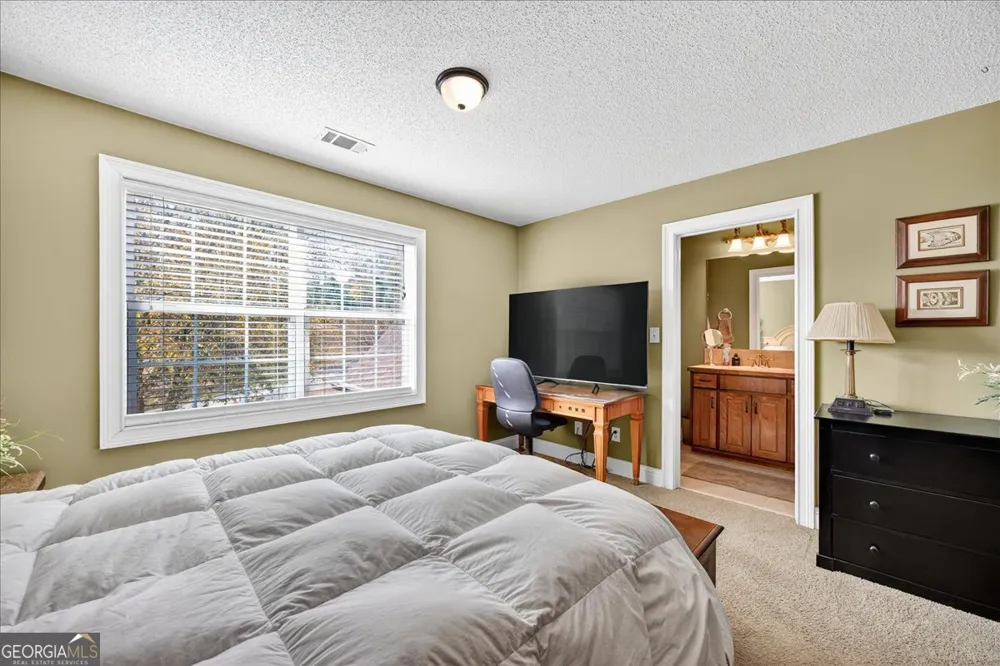 518 River Overlook Forsyth, GA 31029