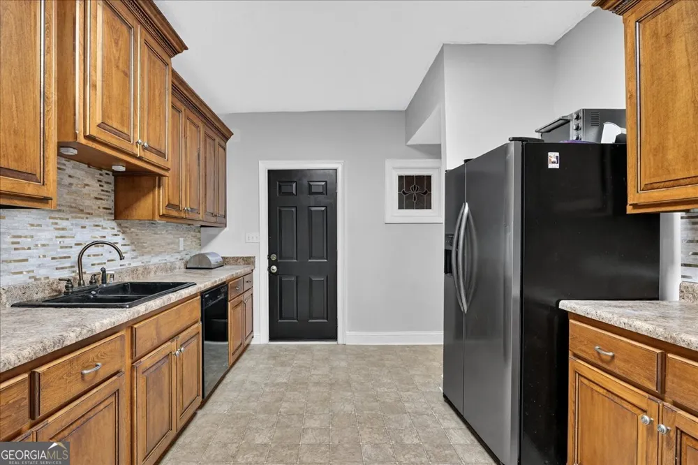518 River Overlook Forsyth, GA 31029