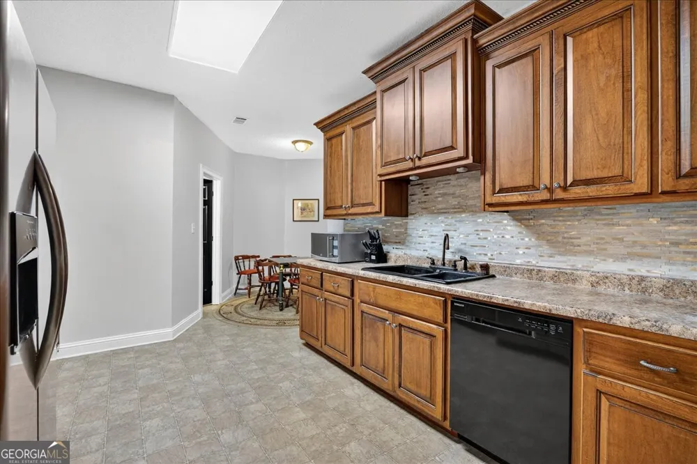 518 River Overlook Forsyth, GA 31029