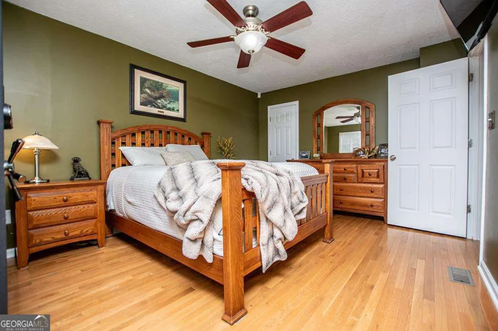 2 Pine Hill DR Ranburne, AL 36273
