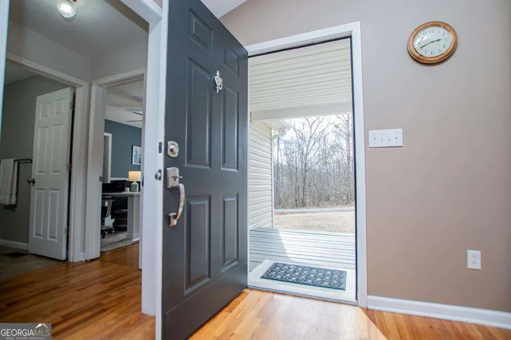 2 Pine Hill DR Ranburne, AL 36273