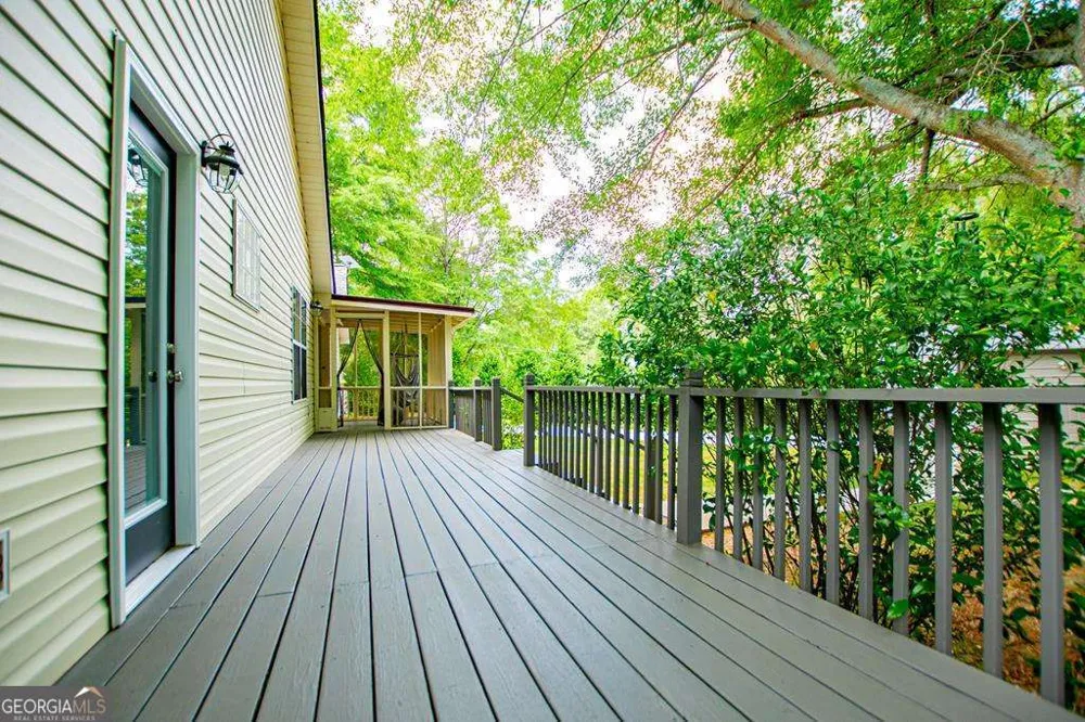 2 Pine Hill DR Ranburne, AL 36273