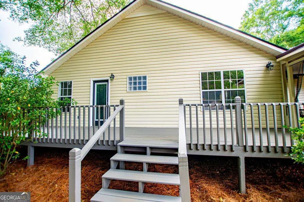 2 Pine Hill DR Ranburne, AL 36273