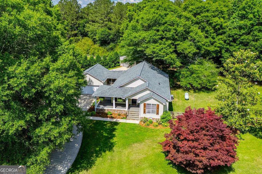2 Pine Hill DR Ranburne, AL 36273