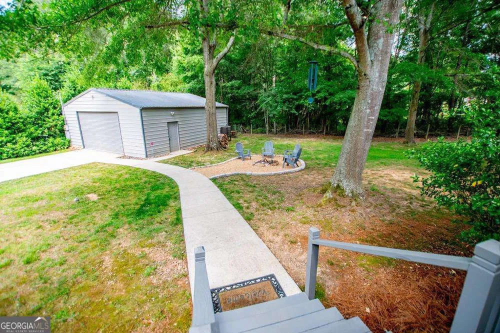 2 Pine Hill DR Ranburne, AL 36273