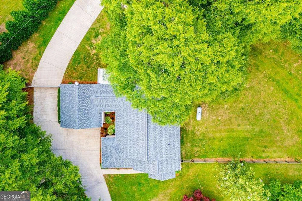 2 Pine Hill DR Ranburne, AL 36273