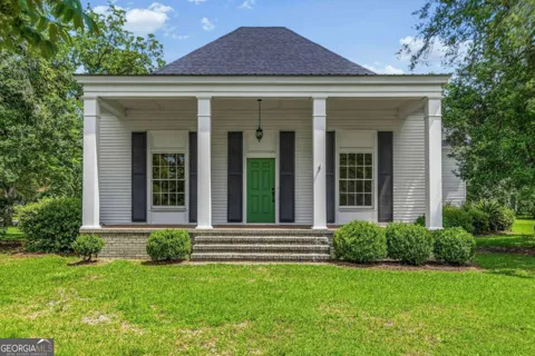709 W Fourth