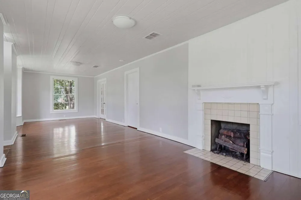709 W Fourth Ocilla, GA 31774