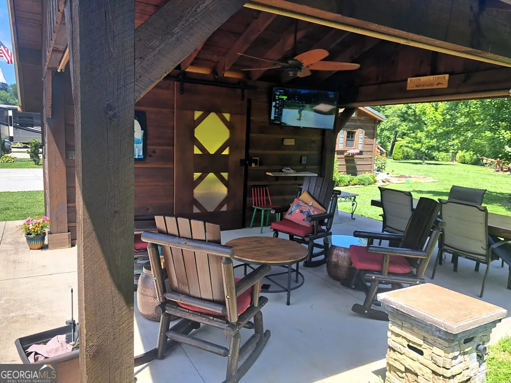399 Golden Nugget RD Blairsville, GA 30512