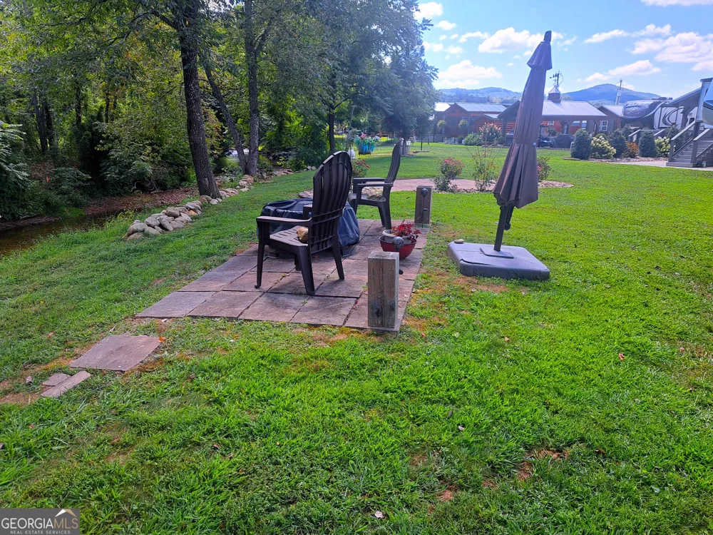 399 Golden Nugget RD Blairsville, GA 30512