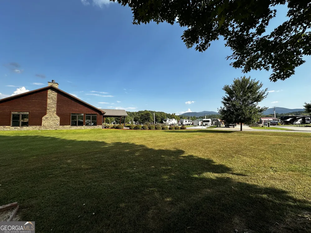 399 Golden Nugget RD Blairsville, GA 30512