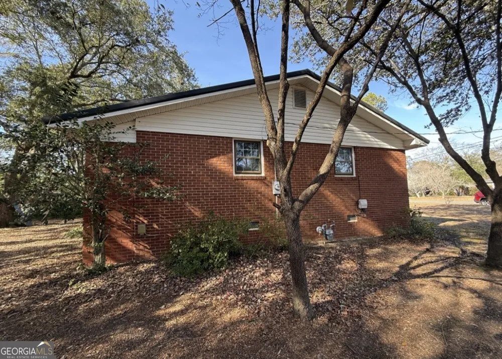 1612 Knox ST Dublin, GA 31021