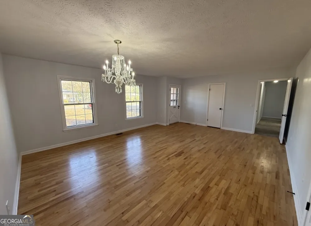 1612 Knox ST Dublin, GA 31021