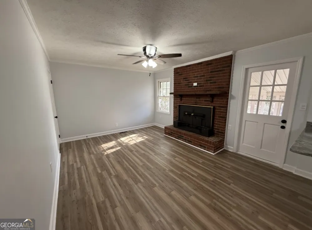 1612 Knox ST Dublin, GA 31021