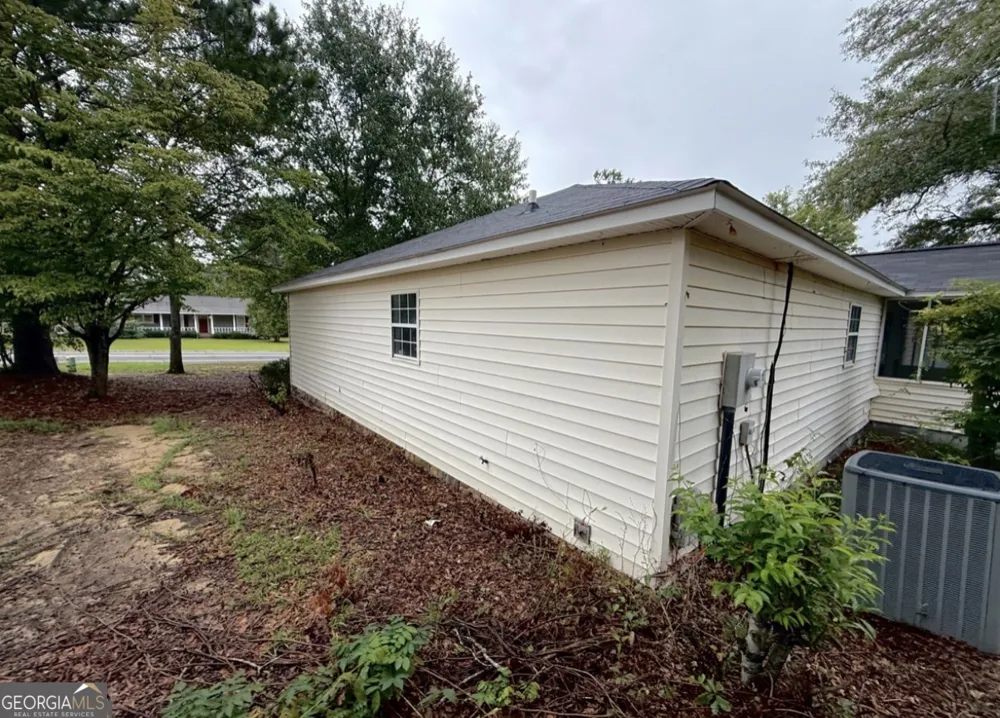 105 Mockingbird DR Dublin, GA 31021