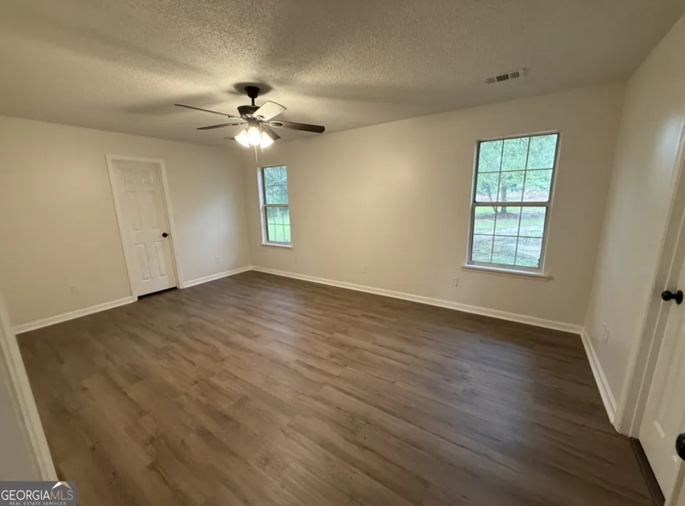 105 Mockingbird DR Dublin, GA 31021