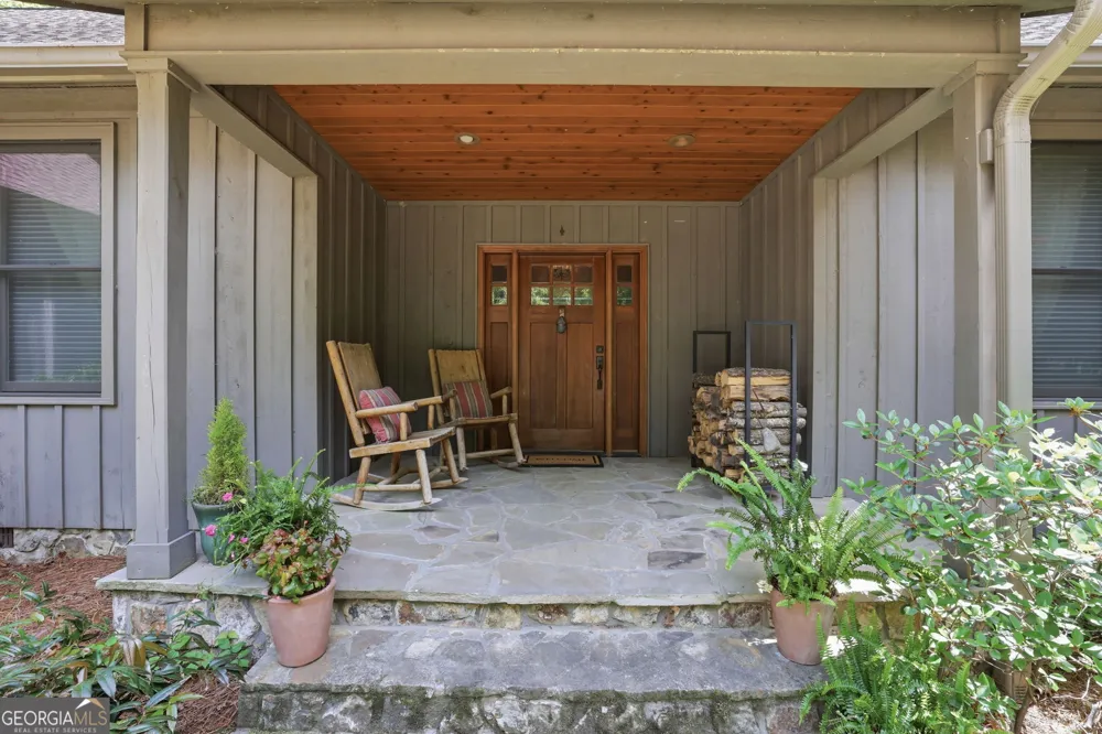 479 Lake Loop RD Menlo, GA 30731