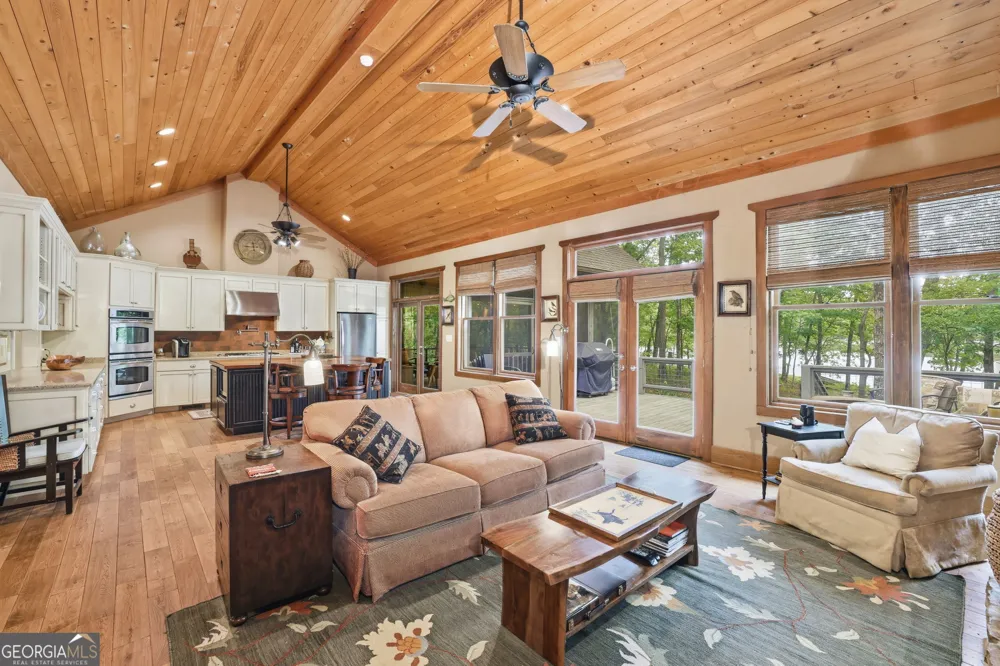 479 Lake Loop RD Menlo, GA 30731