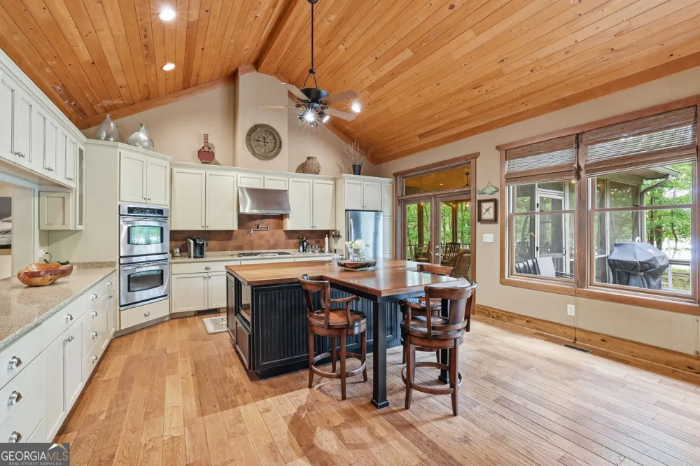 479 Lake Loop RD Menlo, GA 30731