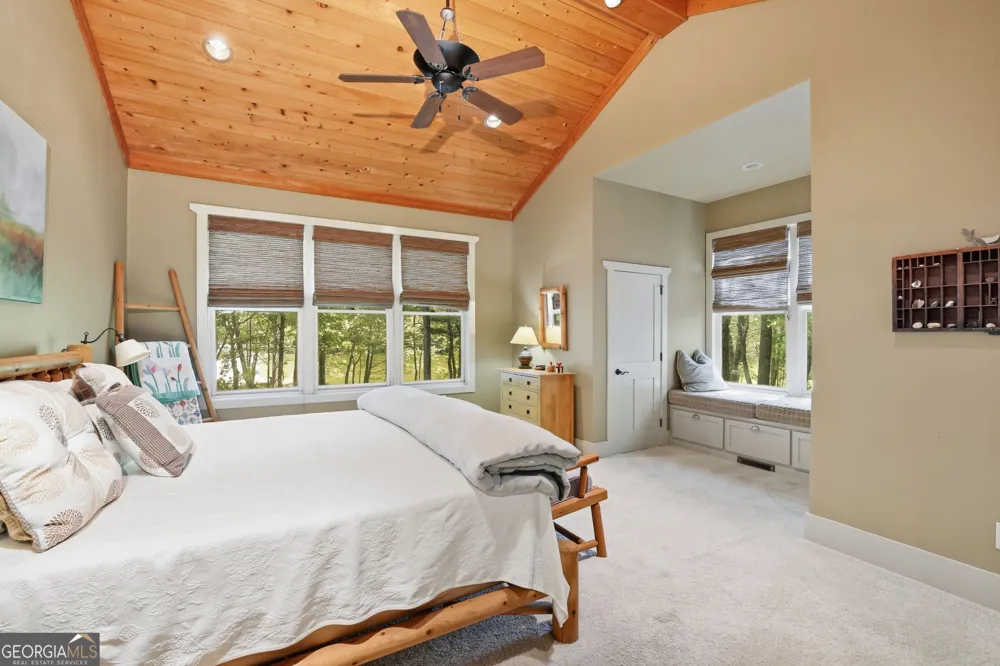 479 Lake Loop RD Menlo, GA 30731