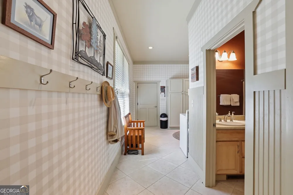 479 Lake Loop RD Menlo, GA 30731