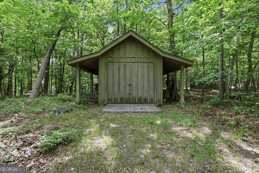 479 Lake Loop RD Menlo, GA 30731