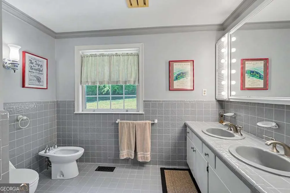 1127 Burch Branch RD Hiawassee, GA 30546