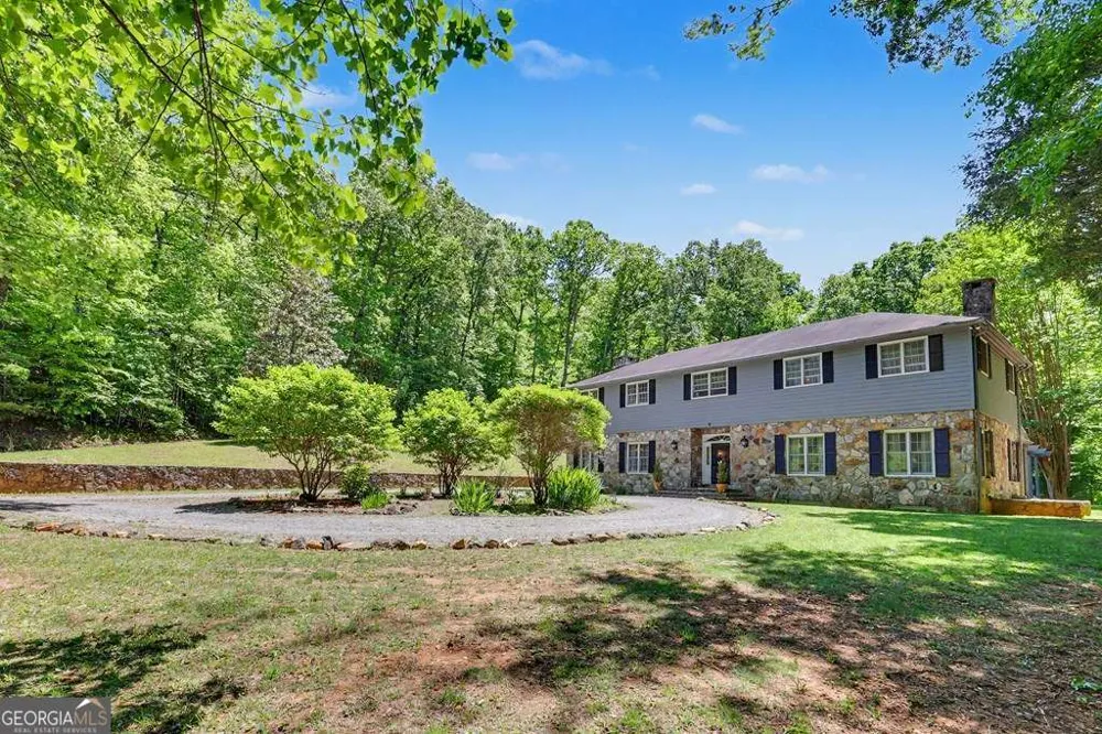 1127 Burch Branch RD Hiawassee, GA 30546