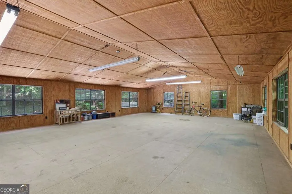 1127 Burch Branch RD Hiawassee, GA 30546