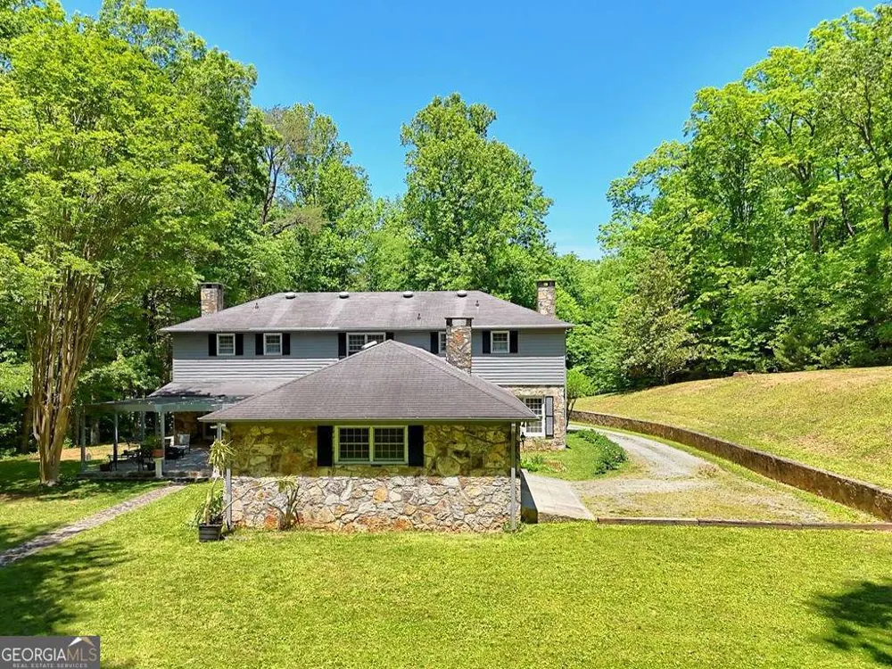 1127 Burch Branch RD Hiawassee, GA 30546