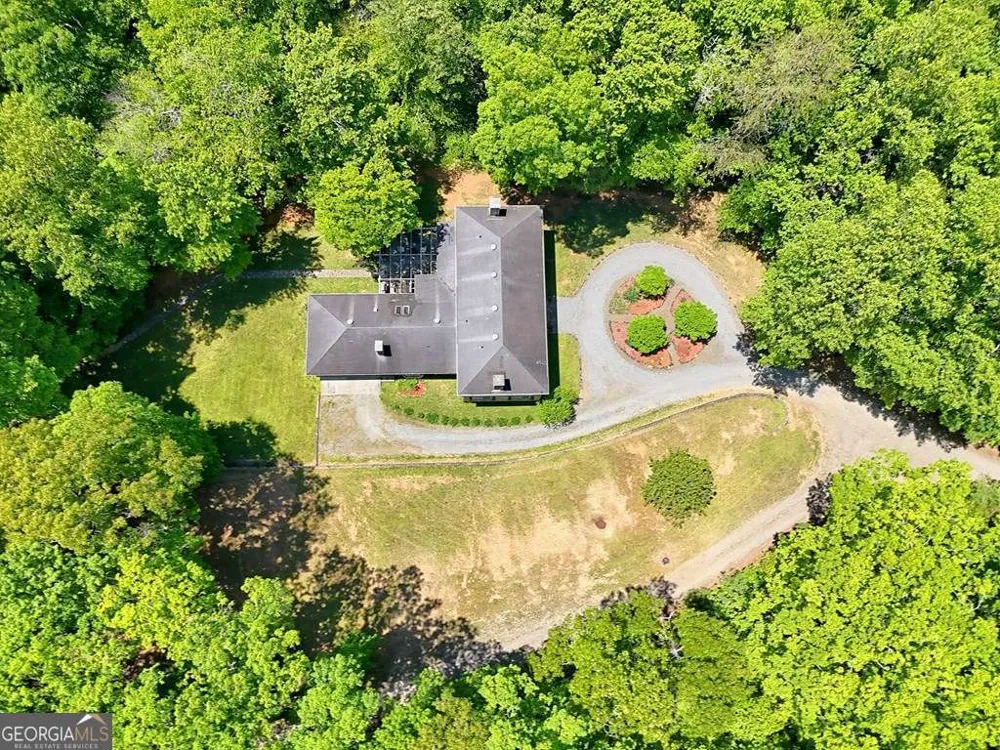1127 Burch Branch RD Hiawassee, GA 30546