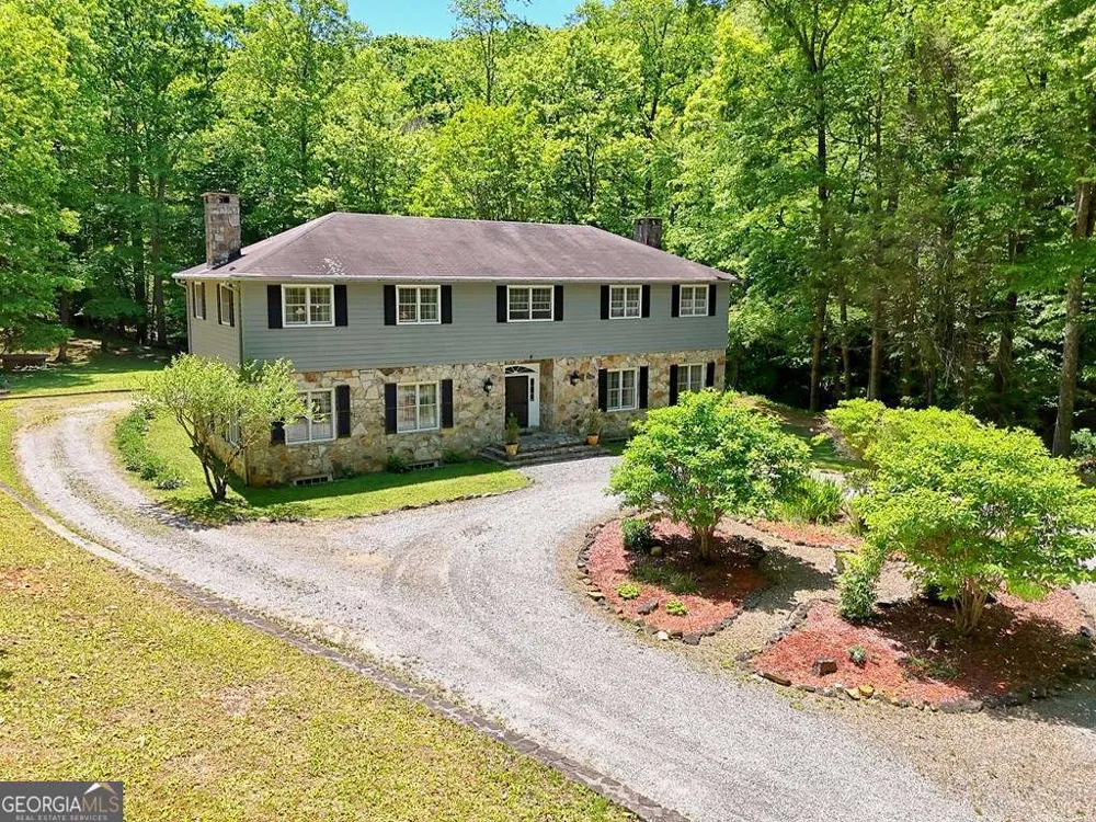 1127 Burch Branch RD Hiawassee, GA 30546