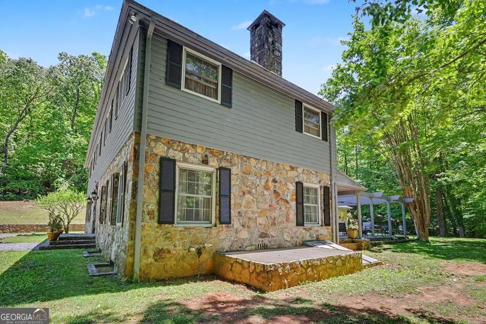 1127 Burch Branch RD Hiawassee, GA 30546