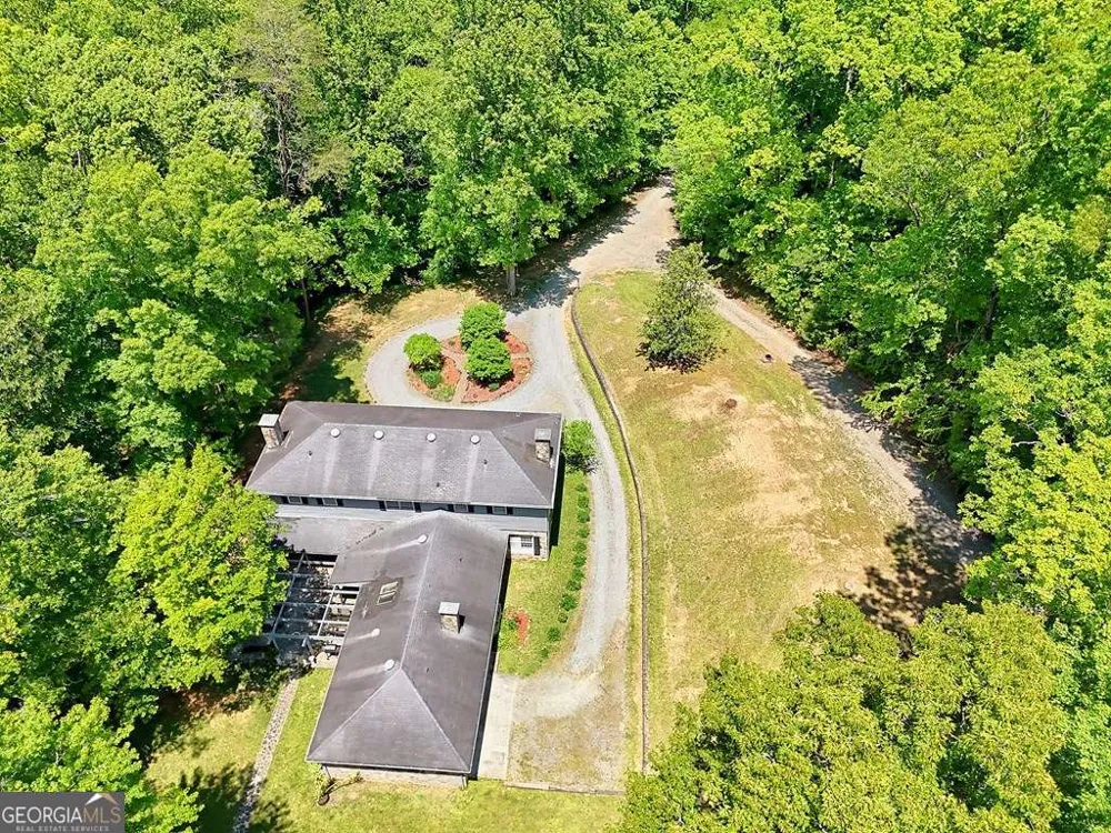 1127 Burch Branch RD Hiawassee, GA 30546