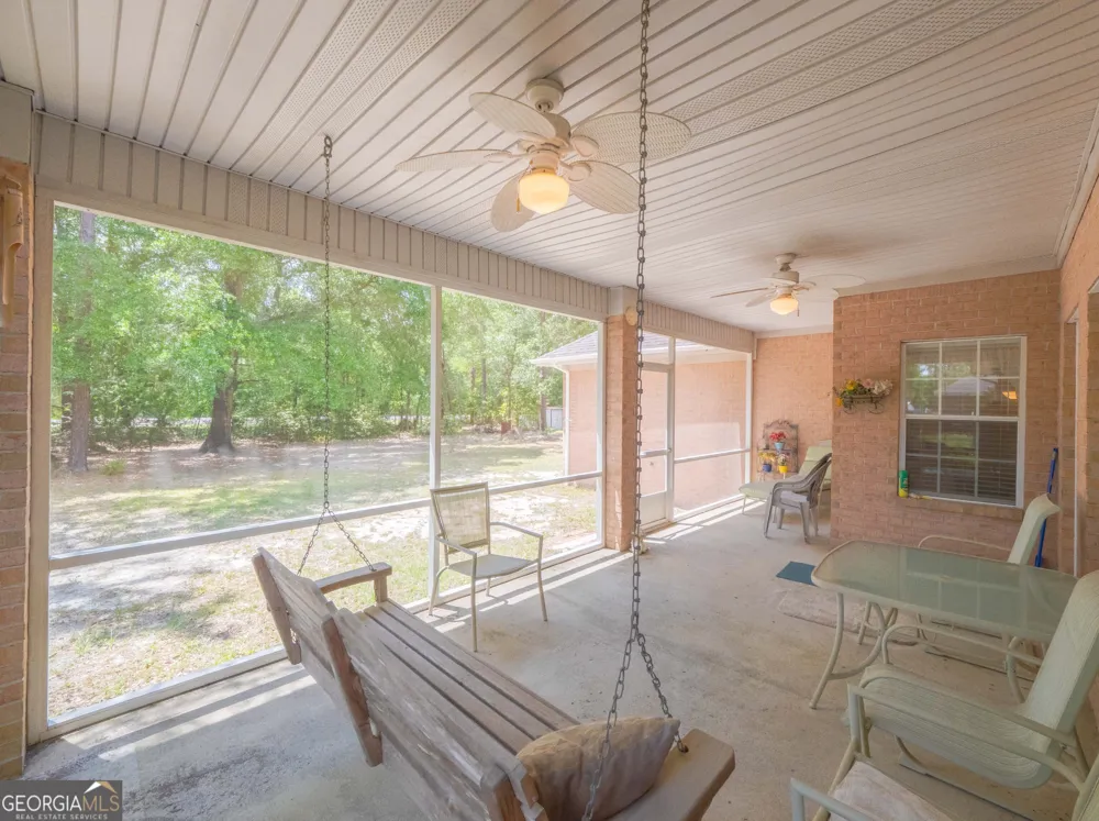 545 Cody DR Jesup, GA 31545